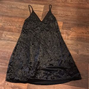 Velvet Little Black Dress 🖤✨
